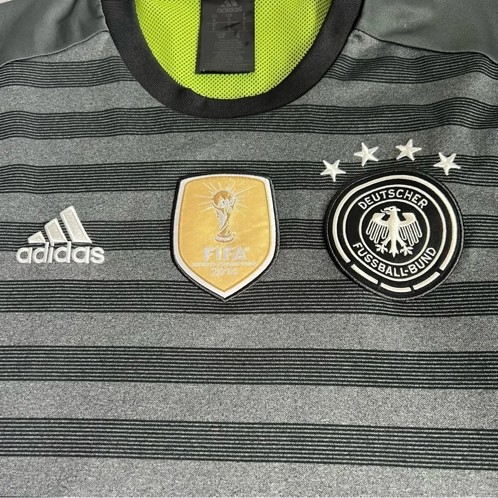 ADIDAS FIFA 2014 Germany Soccer Shirt Small